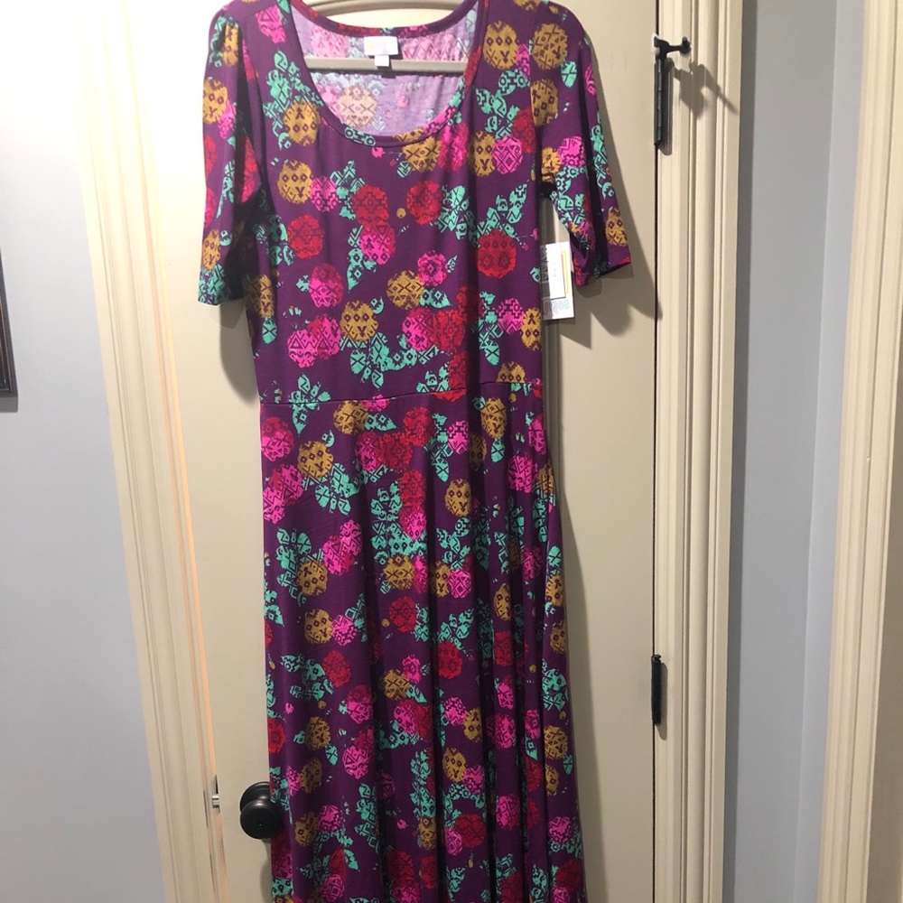 NWT Lularoe Ana size L